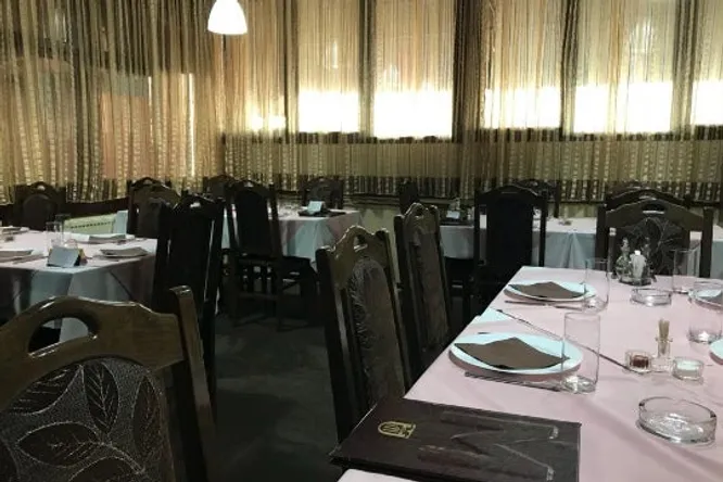 KAFANA MRAK
