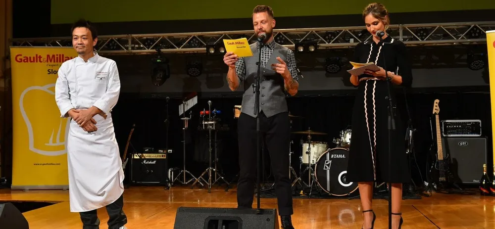 AWARDS 2019