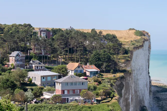 Le Cise in Ault: a charming hotel between sea and cliffs
