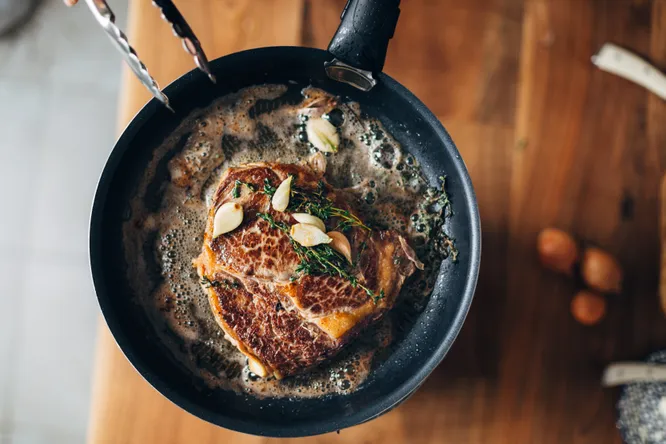 Do you know who invented the removable pan handle?