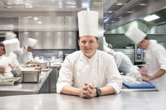 The magician of Crissier! Franck Giovannini is Swiss «Chef of the Year»
