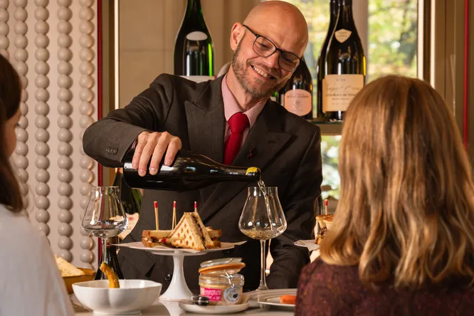 Ducasse Baccarat inaugurates an ephemeral Wine Bar for the festive season