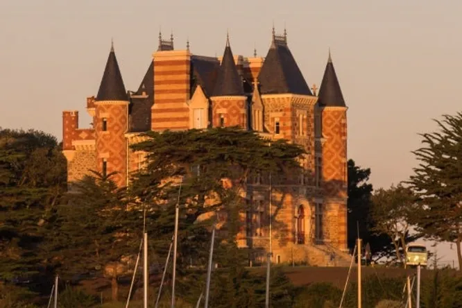 Le Nessay: a Breton fairytale