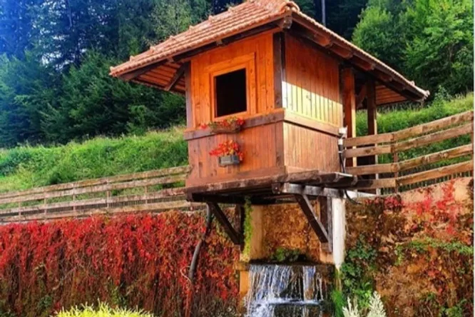 KAFANA RESTORAN PEĆINAR