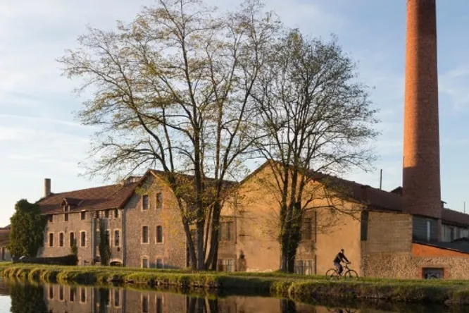 Manufacture Digoin : plus d'un siècle de savoir-faire en Bourgogne