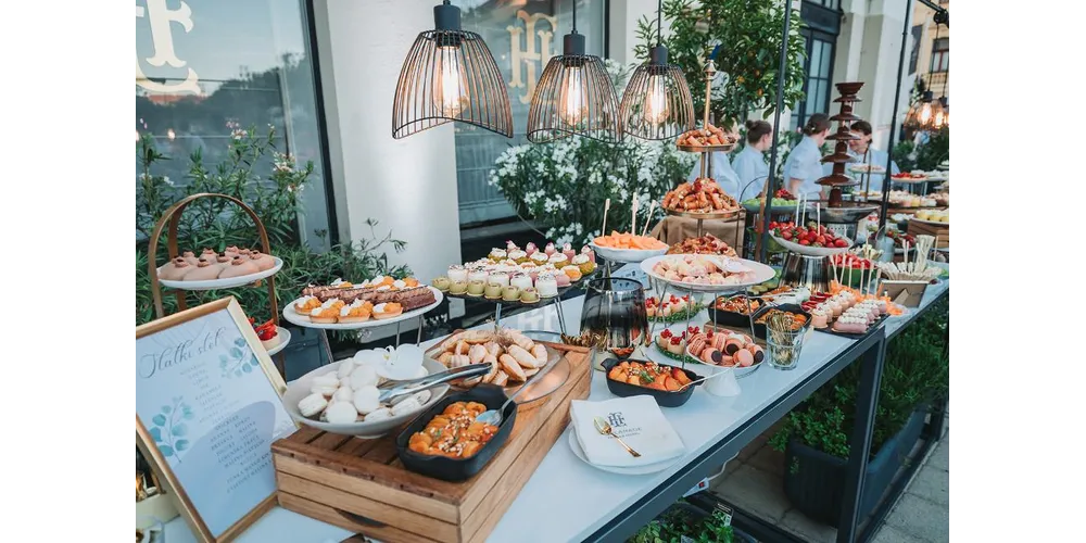 A century of glamour at a dinner to remember