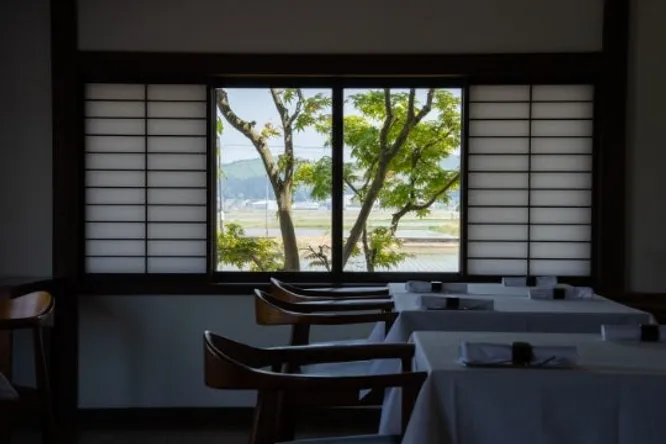 Restaurant UOZEN
