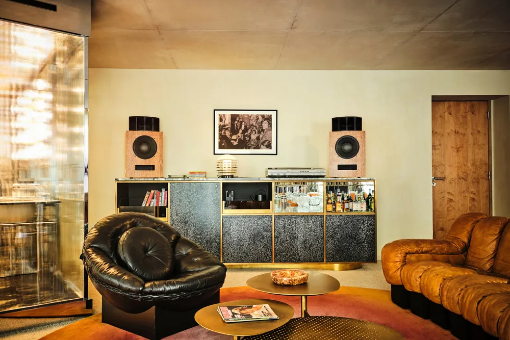 Le Bus Palladium renaît : un hôtel dans les murs du mythique club parisien