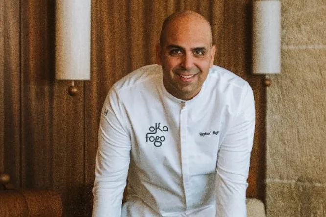 Oka – Fogo, le restaurant rêvé de Raphael Rego