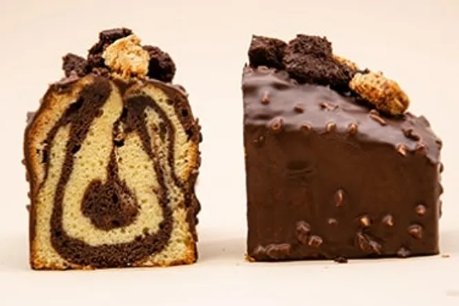 Travel cakes, ready for boarding!