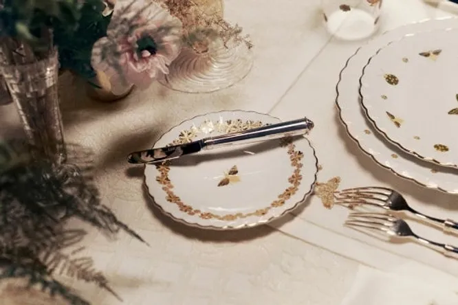 When fashion comes to the table