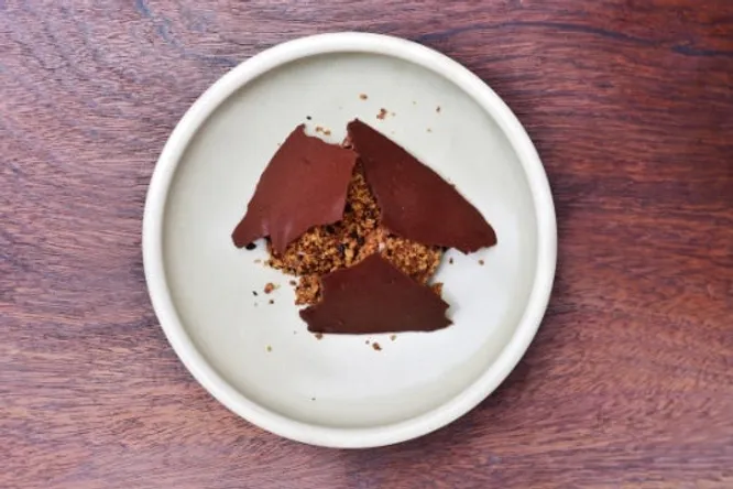 Chocolate cream, cocoa tuile, olive powder & black fruity olive oil