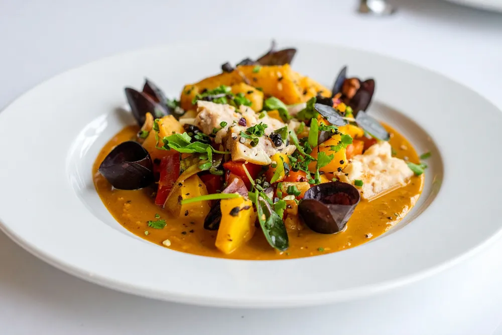 Where can you get a good bouillabaisse in Marseille?