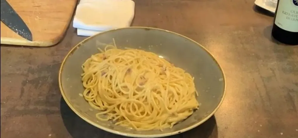 'Chef Cooks at Home' initiative - Spaghetti Carbonara by Belizar Miloš