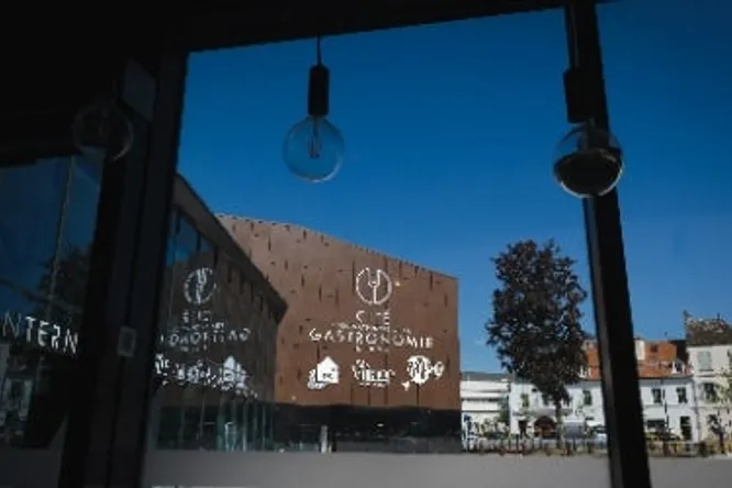 Cité internationale de la gastronomie et du vin, Dijon fait bonne chère