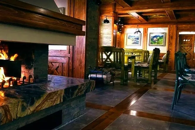 KAFANA LJUBIŠ