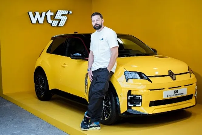 At Maison5, Xavier Pincemin combines two passions: cooking and cars