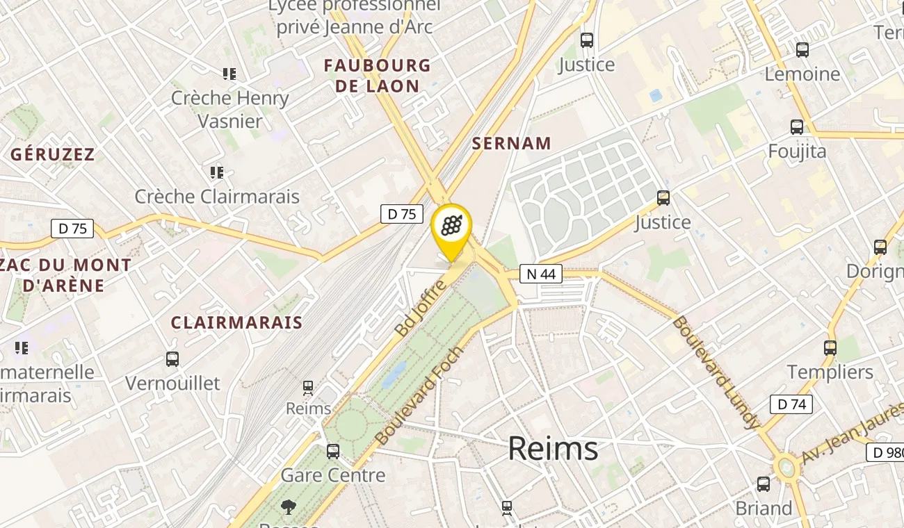 8 Place de la République, 51100 Reims, France