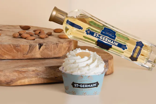 Le produit du désir : le baba St-Germain® x Yann Couvreur