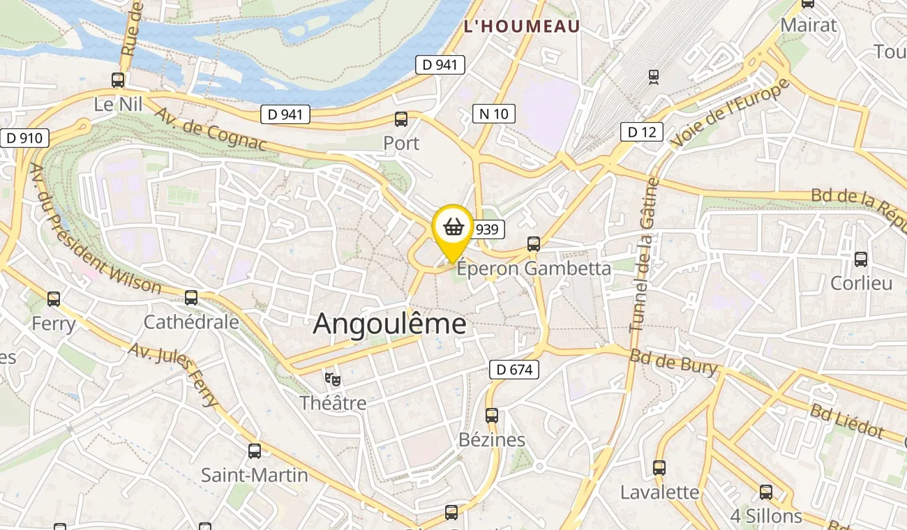 Place des Halles, 16000 Angoulême, France