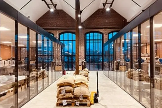 Chocolatiers, bean to bar