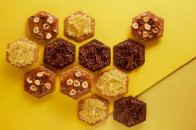 L’empire Ducasse passera par le biscuit