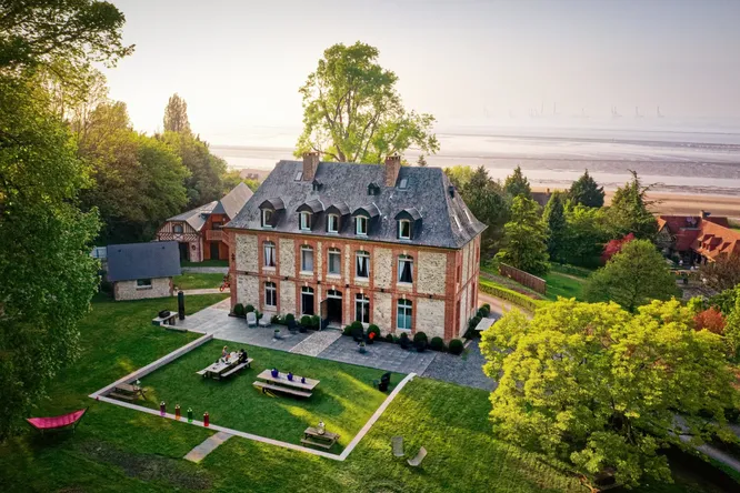 La Chaumière
