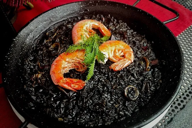 Capote y Olé