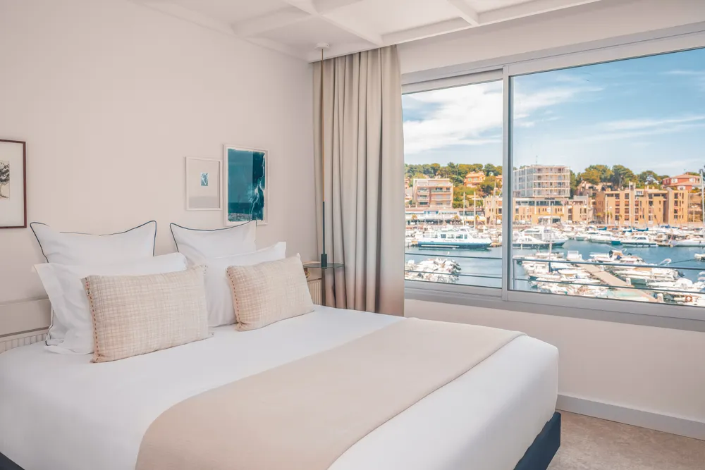 Hotel Bleu