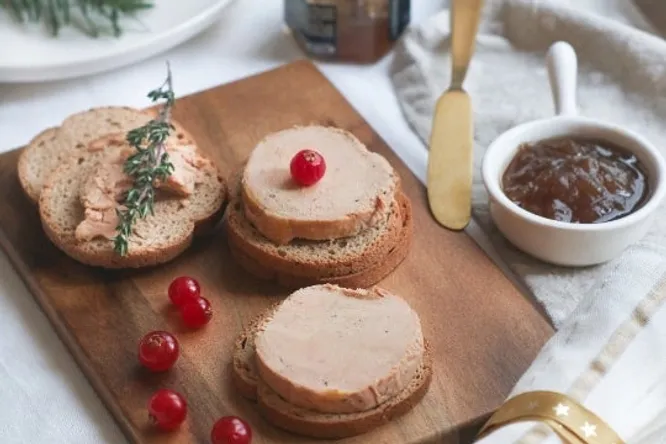Pourquoi mange-t-on du foie gras à Noël ?