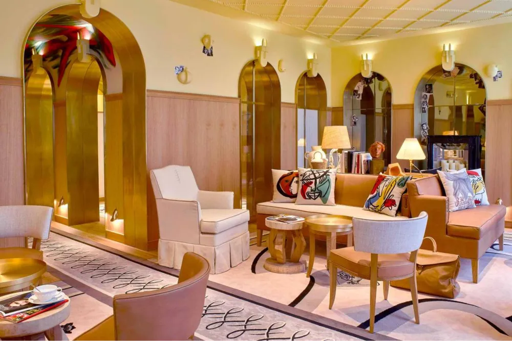 Hotel 9 Confidentiel