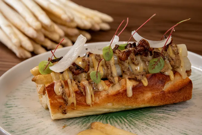 Asparagus dog
