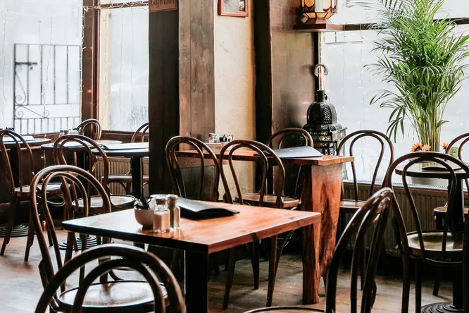 7 Must-Visit Bistros in Paris