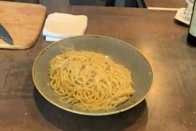 'Chef Cooks at Home' initiative - Spaghetti Carbonara by Belizar Miloš