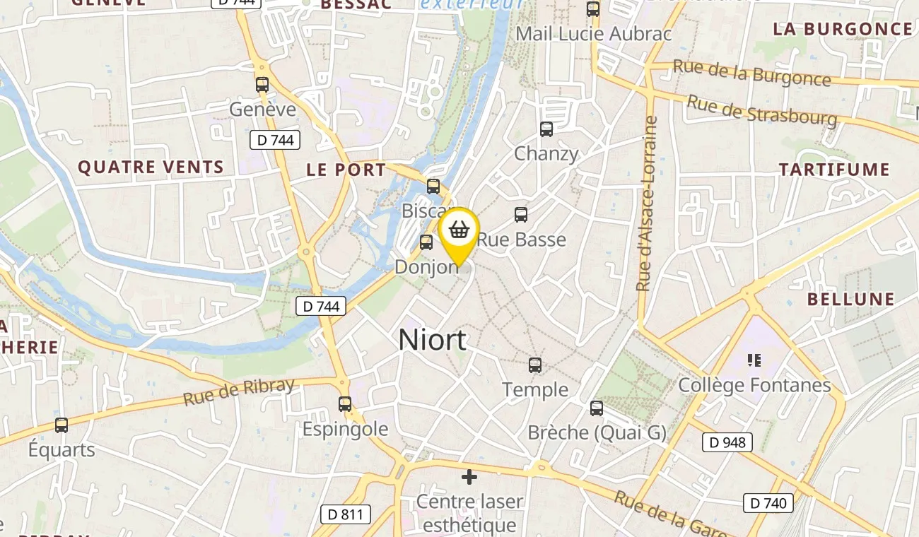 13 Place des Halles, 79000 Niort, France