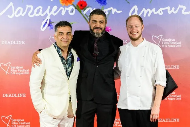 Gault&Millau Croatia na 29. Sarajevo Film Festivalu: chef Deni Srdoč pripremao je ekskluzivnu večeru dobitnicima nagrada za tv serije, a Turistička zajednica Kvarnera premijerno je prikazala svoj promo film