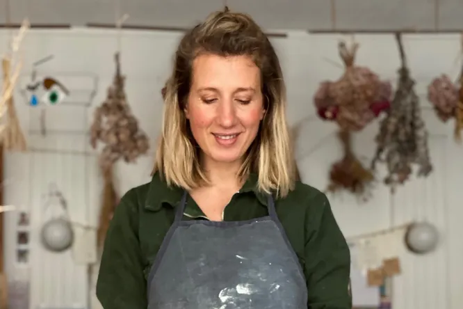 Marion Graux: the potter who shapes the emotions of great tables