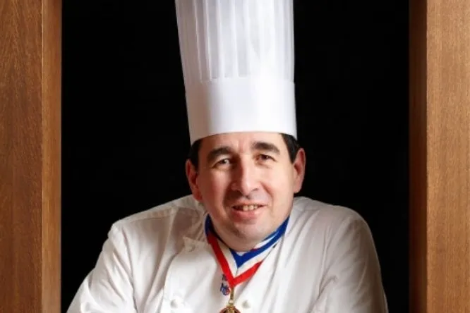 Guy LASSAUSAIE