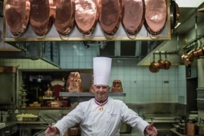 "Za stolom s prijateljima vrijeme stane"