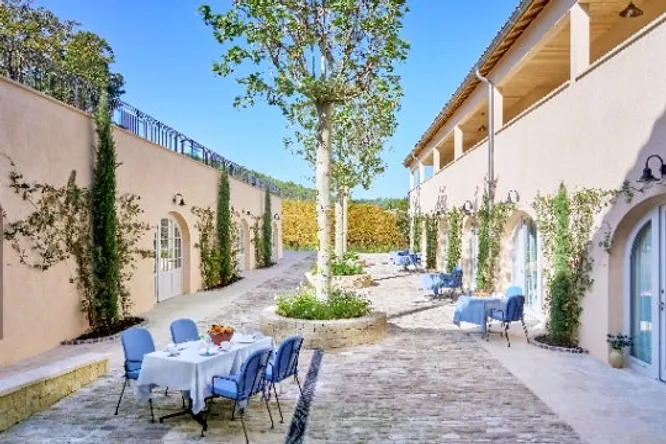 Le Château La Coste dévoile son nouvel hôtel L'Auberge La Coste