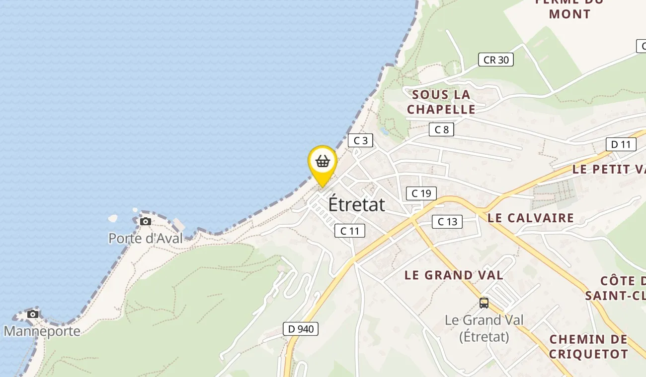 1 Place du Général de Gaulle, 76790 Étretat, France