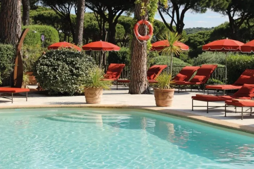 2021 Piscine Villa Marie Saint Tropez Vue Mer Hortense Sadou Scaled 1