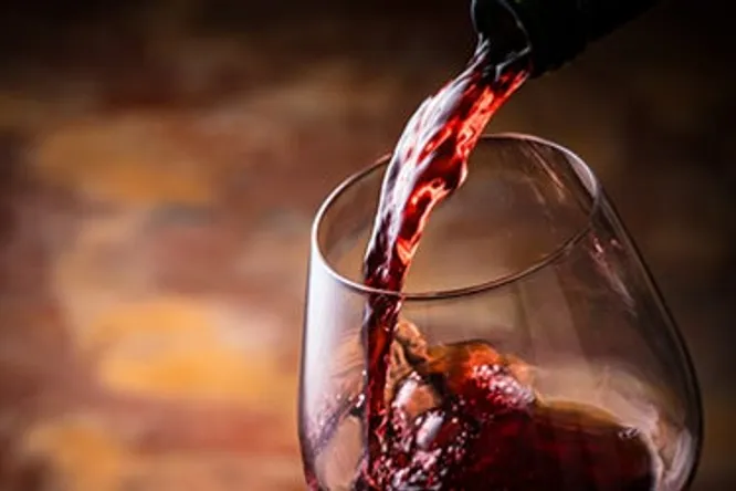 5 preconceived ideas about the French and wine
