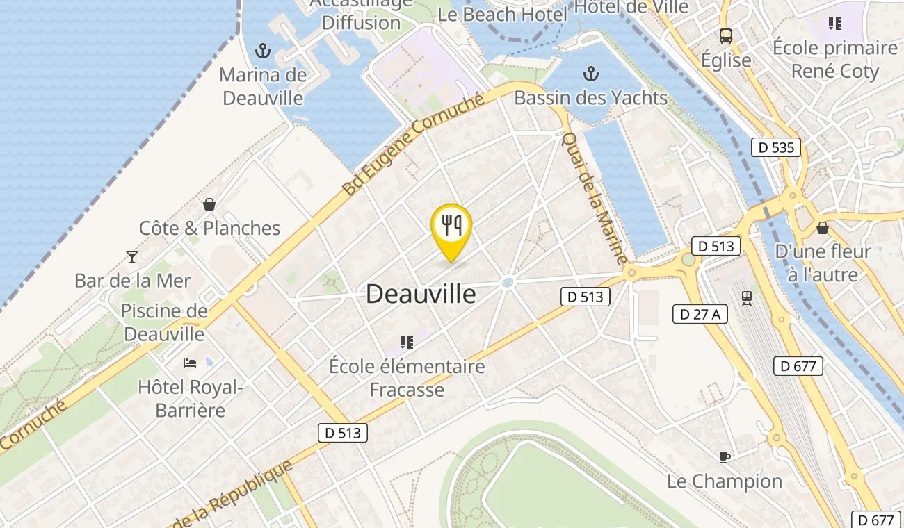 96 Rue Victor Hugo, 14800 Deauville, France