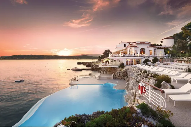 5 hotels you must visit once in your life