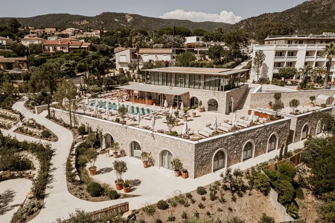 Le Mirage
