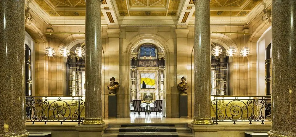 Champagne Collet ouvre la "Bubble Suite" au Hilton Paris Opéra et lance le "Bubble Time"