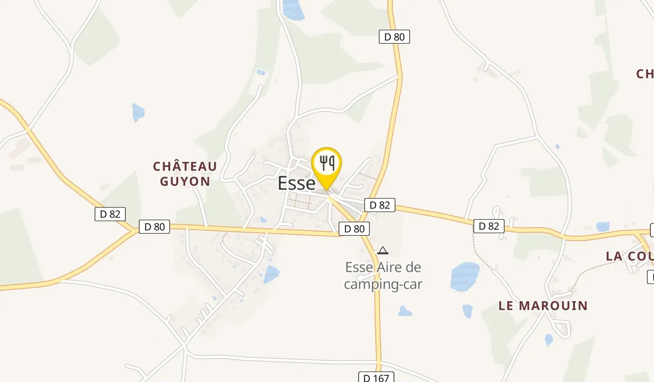 1 Place des Tilleuls, 16500 Esse, France