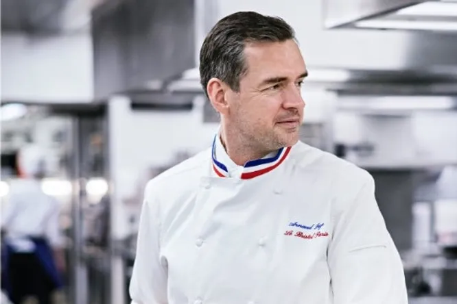 Que réserve Arnaud Faye pour sa première carte chez Epicure, au Bristol Paris ?